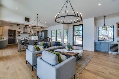 Products For Chandelier Repairs in use